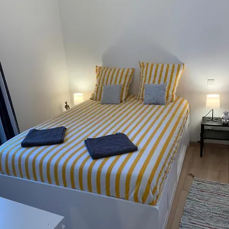 Centre, Pres Avenue De Verdun, Cosy 2 Pieces , Salon , Separe, Rue Tres Calme A 10 Minutes A Pied De La Grande Lägenhet Biarritz