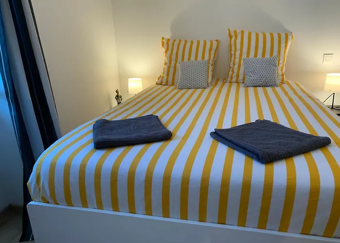 Centre, Pres Avenue De Verdun, Cosy 2 Pieces , Salon , Separe, Rue Tres Calme A 10 Minutes A Pied De La Grande 비아히쯔